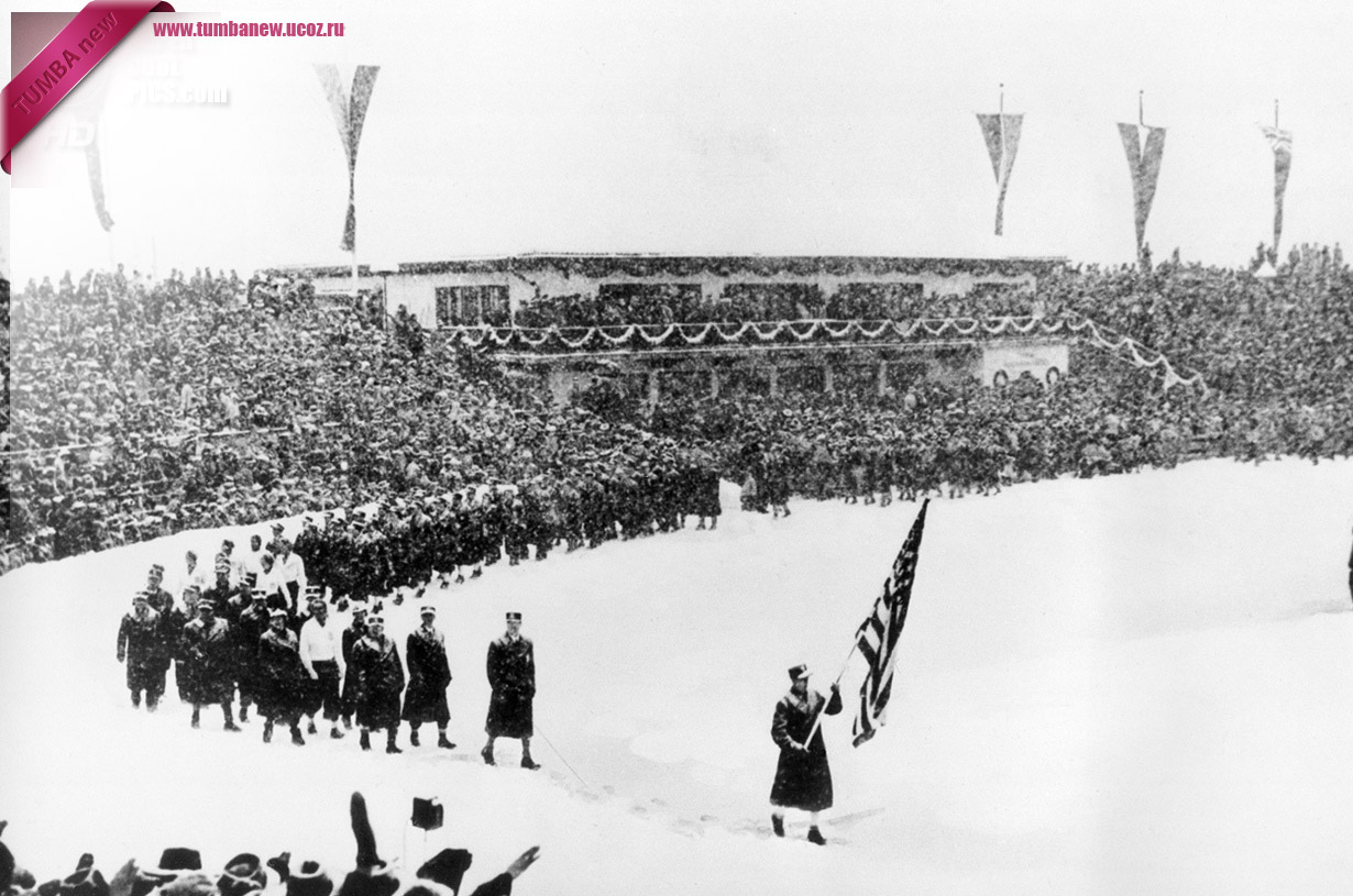 Третий рейх. Гармиш-Партенкирхен, Бавария. 6 февраля 1936 года. Спортсмены из США на церемонии открытия IV Олимпийских зимних игр. (AP Photo)