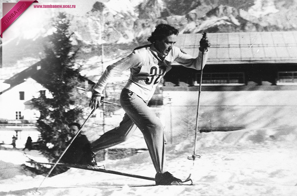 Италия. Кортина-д'Ампеццо, Венето. 28 января 1956 года. Любовь Козырёва из СССР выигрывает соревнования по лыжным гонкам на 10 км. (AP Photo)