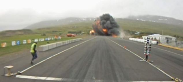 Видео авиакатастрофы в Исландии