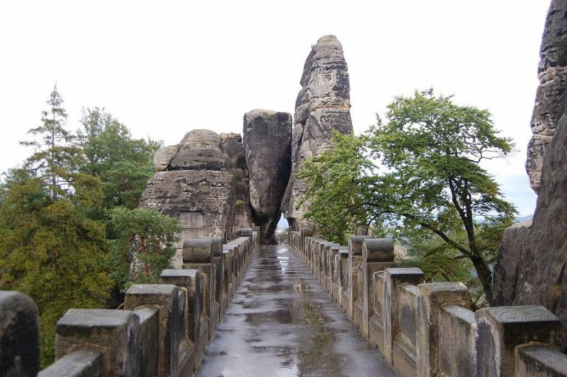 Каменный бастион Саксонии (25 фото)